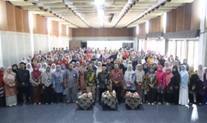 Wamendikdasmen Atip menutup pelatihan pembelajaran mendalam untuk guru dan kepala sekolah di Bandung
