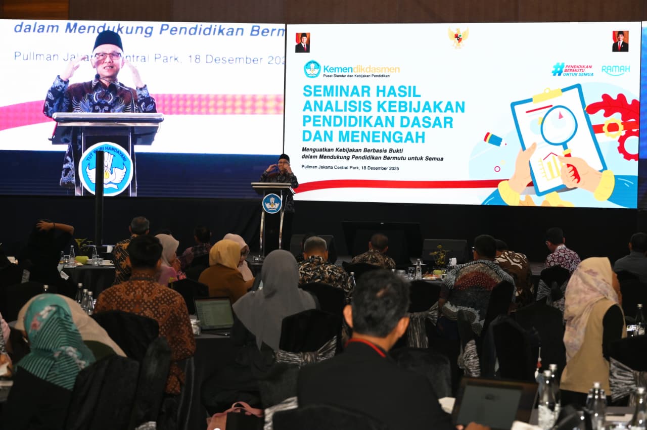 Suasana Seminar Hasil Analisis Kebijakan Pendidikan Kemendikdasmen 2025 tentang pendidikan berbasis bukti