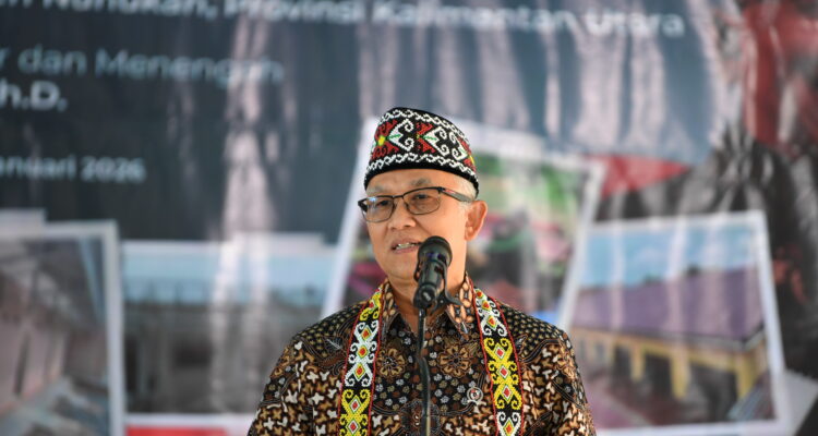 Wamendikdasmen Atip Latipulhayat saat meresmikan 8 sekolah hasil revitalisasi di wilayah perbatasan Nunukan dan Sebatik sebagai upaya pemerataan pendidikan