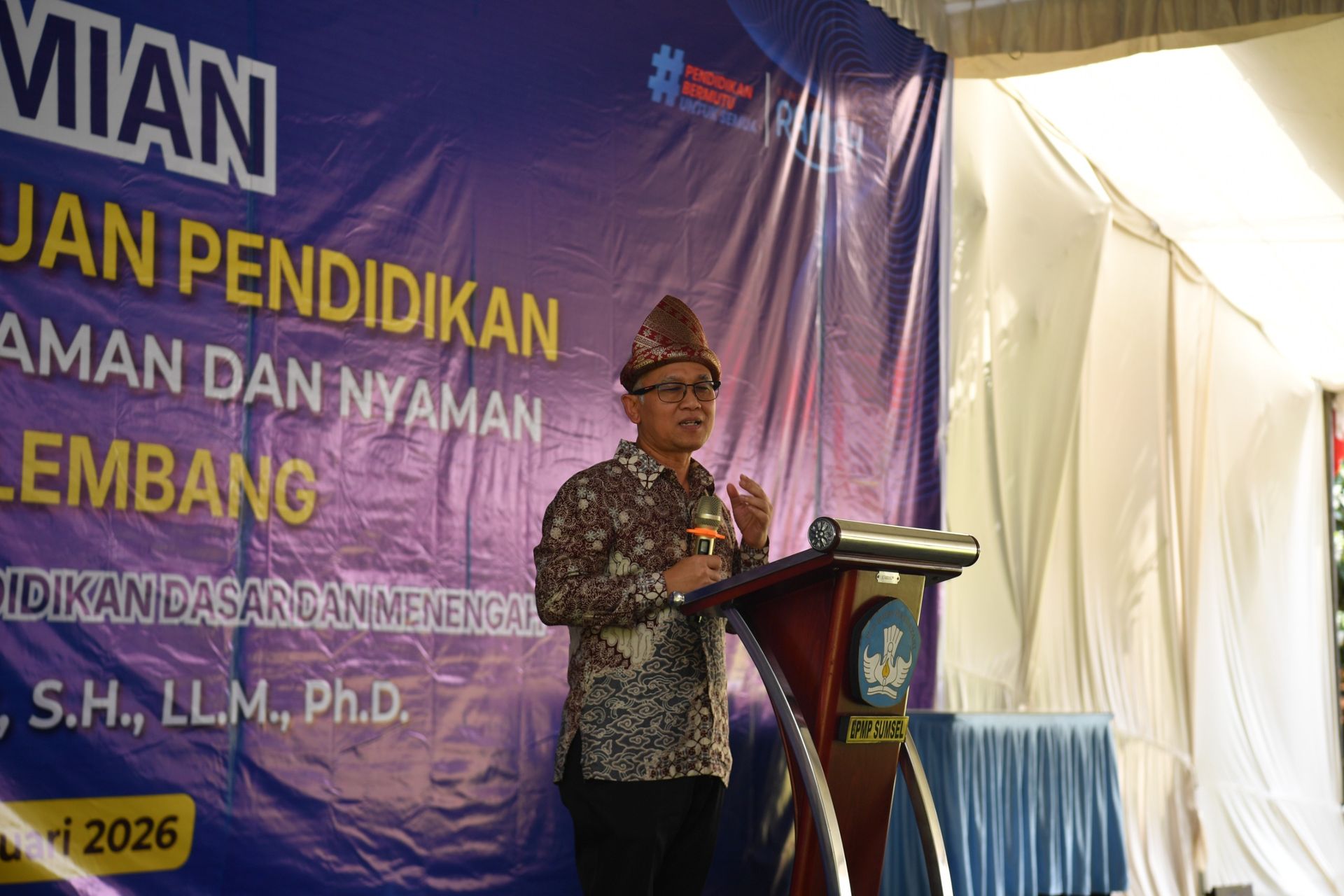 Wamendikdasmen Atip Latipulhayat tegaskan revitalisasi sekolah adalah amanah rakyat