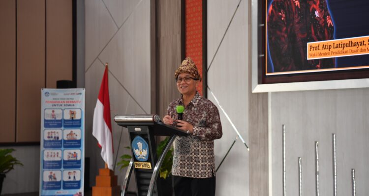 Wamendikdasmen Atip Latipulhayat Tekankan Sinergi Pusat-Daerah